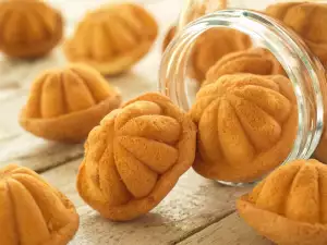 Kuih Bahulu - Malaysian Sweets