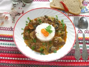 Lamb Kebab with Onions and Two Types of Mushrooms