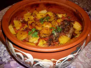 Stewed Lamb in a Clay Pot