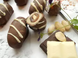 Almond Bonbons with Marzipan and Dates