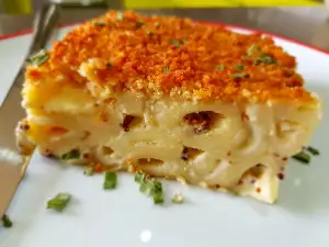 American-Style Oven-Baked Macaroni and Cheese