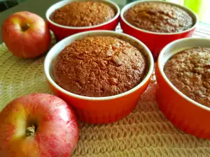 Apple Cupcakes with Spelt Flour