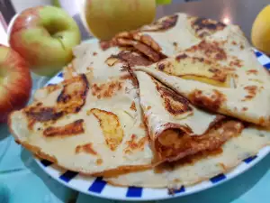 Silky Apple Crepes with Whole Pieces of Fruit