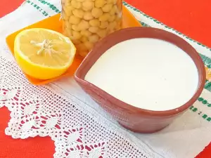 Vegan Chickpea Mayonnaise (Aquafaba)