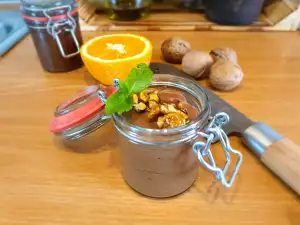 Vegan Chocolate Mousse with Aquafaba