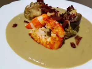 Artichoke with Shrimp and Jamon in a Delicate Cream