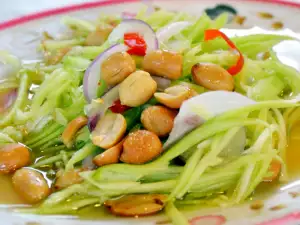 Asian Cucumber Salad with Honey Dressing