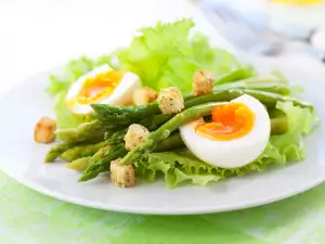 Asparagus with Eggs