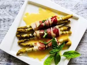 Asparagus with Ham in Honey Sauce