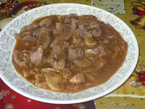 Fried Kidneys with Mushrooms and Onions