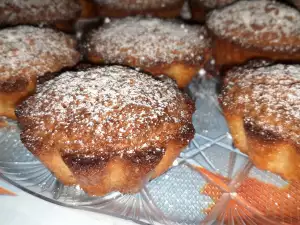 Muffins with Almond Flour and Dark Chocolate