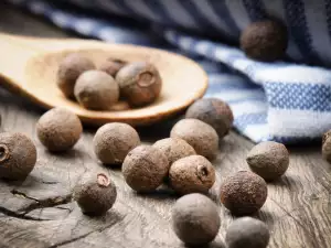 Which Dishes Can`t Go Without Allspice?