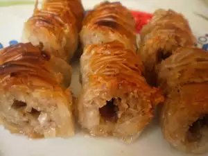 Baklava Saralia