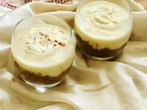 Banana Pudding with Butter and Biscuits