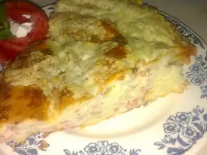 Phyllo Pastry Pie with Vienna Sausages and Mayonnaise