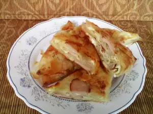 Pies with Ready Made Phyllo Pastry and Sausages