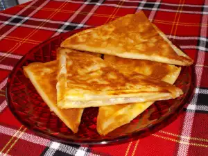 Tasty Phyllo Pastries in a Pan in 15 Min.