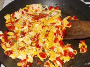 Rustic Scrambled Eggs