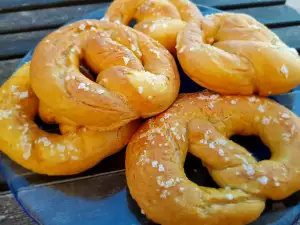 Bavarian Pretzels