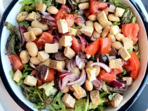 Salad with White Beans and Tofu