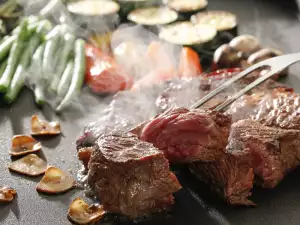 Grilled Beef Tenderloin with Vegetables