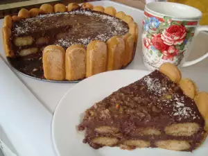 Biscotti Cake with Cream Pudding