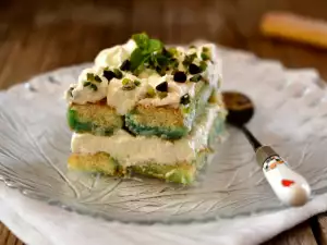 Mint Cake with Mascarpone and Ladyfingers