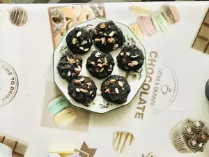 Biscuits with Spelt and Carob