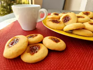 The Perfect Homemade Biscuits for Coffee