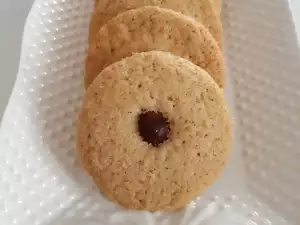 Tahini Cookies with Hazelnuts