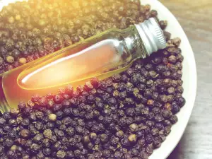 Black Pepper Oil! Why is it Incredibly Healthy?