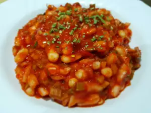 Bean Salad with Tomato Chutney and Pickles