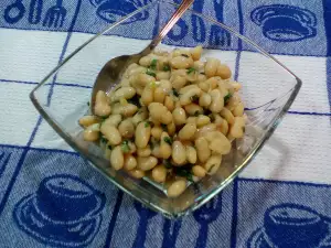 Bean Salad with Spring Onions