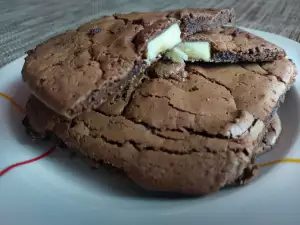 Brownie Biscuits with 2 Kinds of Chocolate