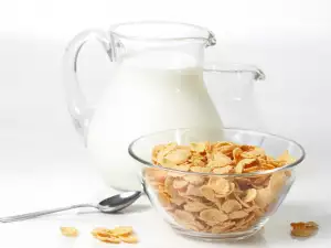 How to Make Homemade Cornflakes