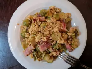 Brussels Sprouts with Eggs and Bacon