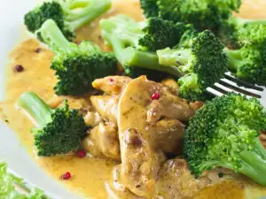 Curry with Broccoli and Chicken