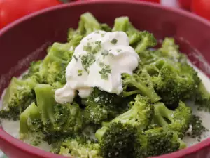 Salad with Broccoli and Mayonnaise