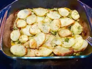 Vegetarian Broccoli and Potato Casserole