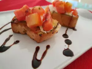 Bruschetta with Tomatoes and Cream Cheese