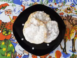 Serbian Mekitsi with Powdered Sugar