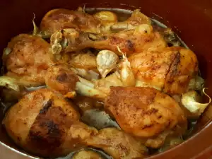 Baked Drumsticks with Beer and Garlic