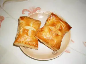 Puff Pastries with Processed Cheese