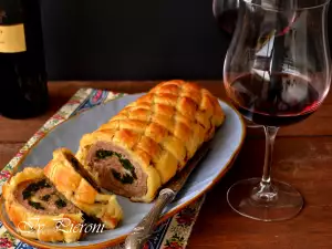 Woven Puff Pastry Roll with Minced Meat