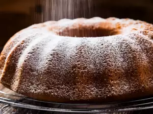 Secrets for a Fluffy Homemade Sponge Cake