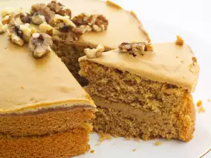 Walnut Cake Layer