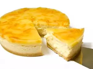 American Cheesecake with Lemon Rind