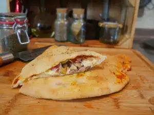 Pizza Calzone for Connoisseurs