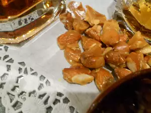 Caramelized Almonds