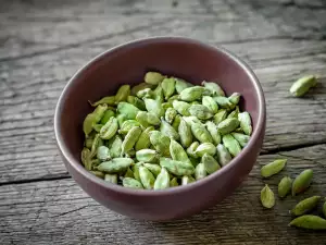 What to Season with Cardamom